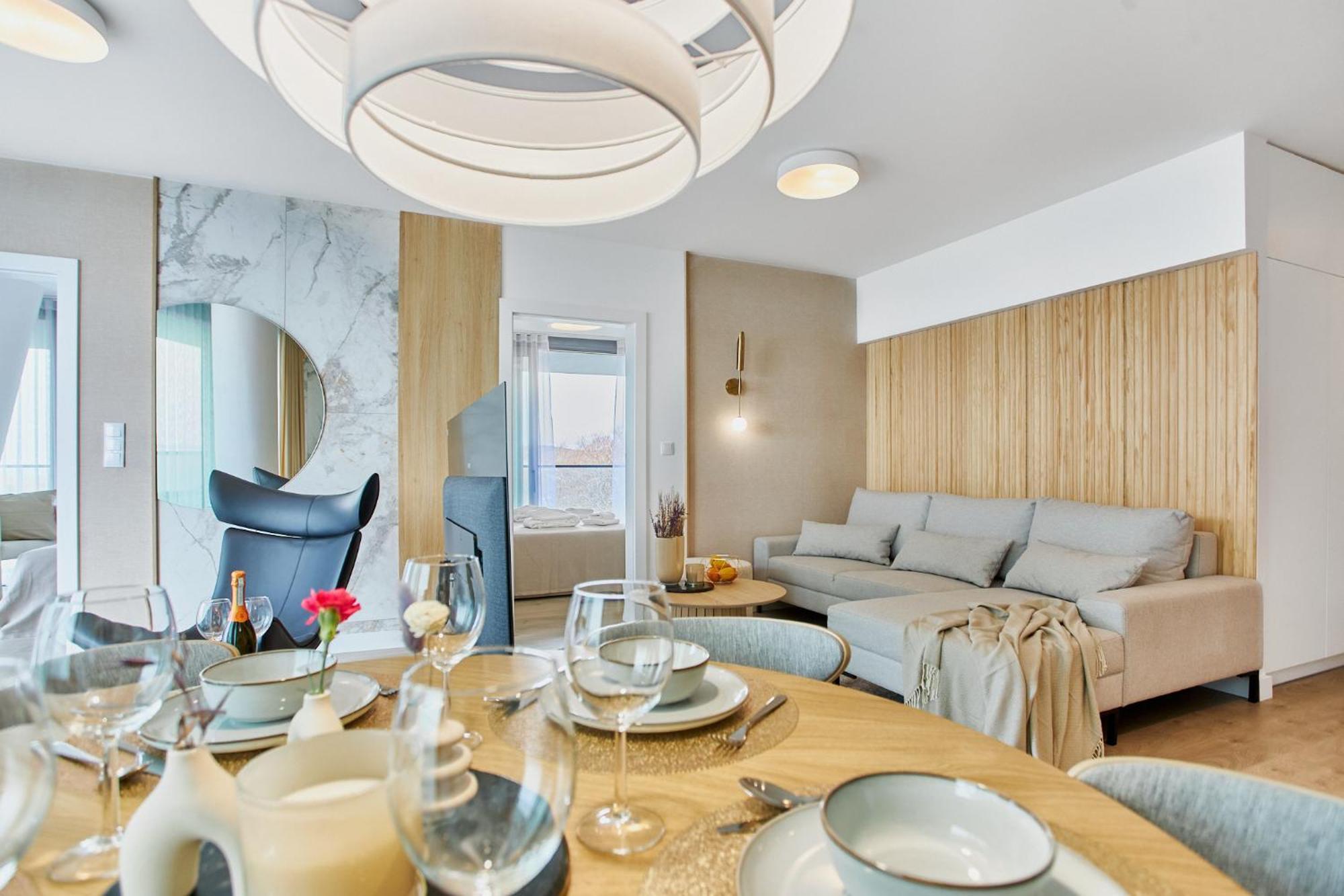 Wave Beachfront Family Apartment ミエンジズドロイェ エクステリア 写真