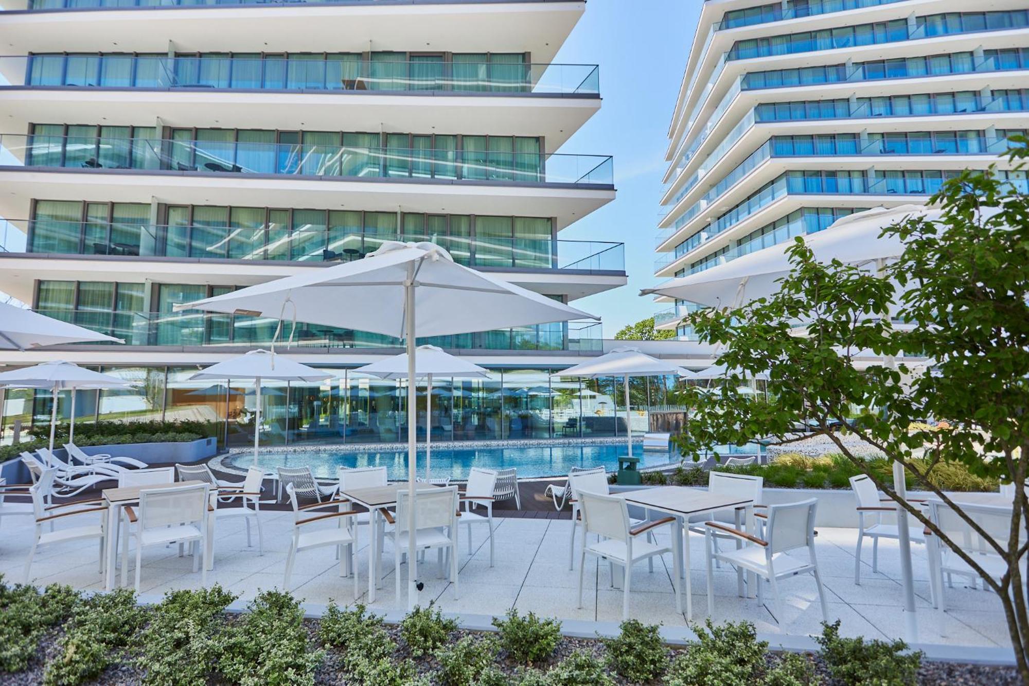 Wave Beachfront Family Apartment ミエンジズドロイェ エクステリア 写真