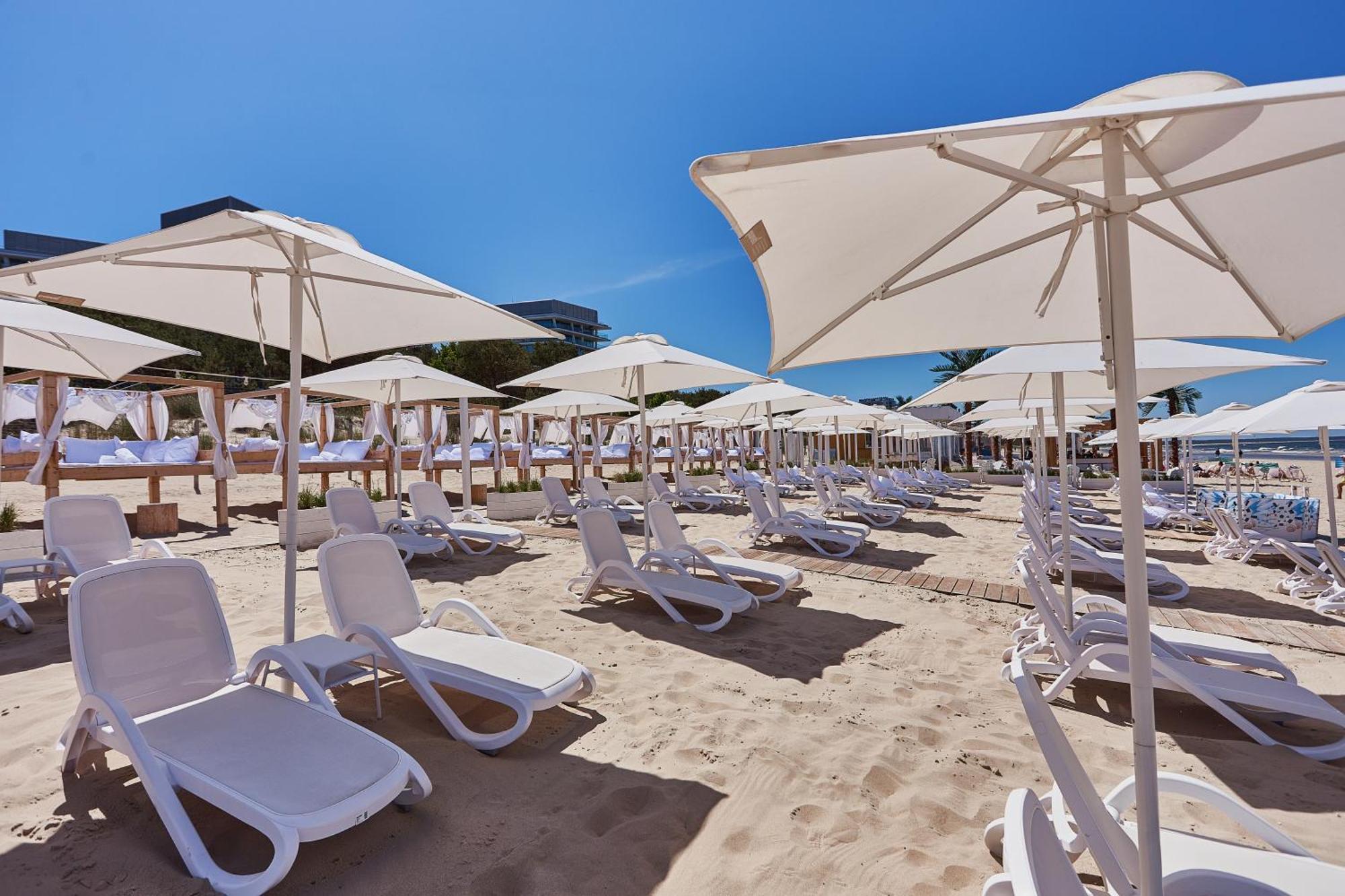Wave Beachfront Family Apartment ミエンジズドロイェ エクステリア 写真