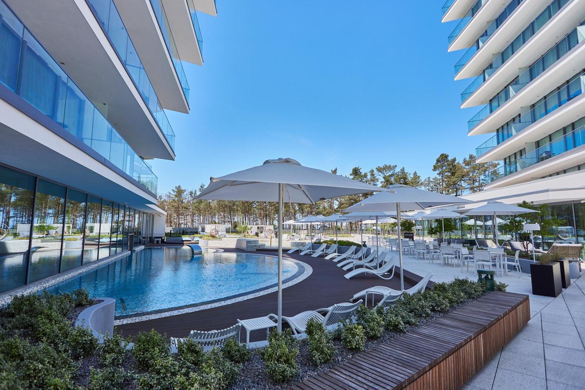 Wave Beachfront Family Apartment ミエンジズドロイェ エクステリア 写真